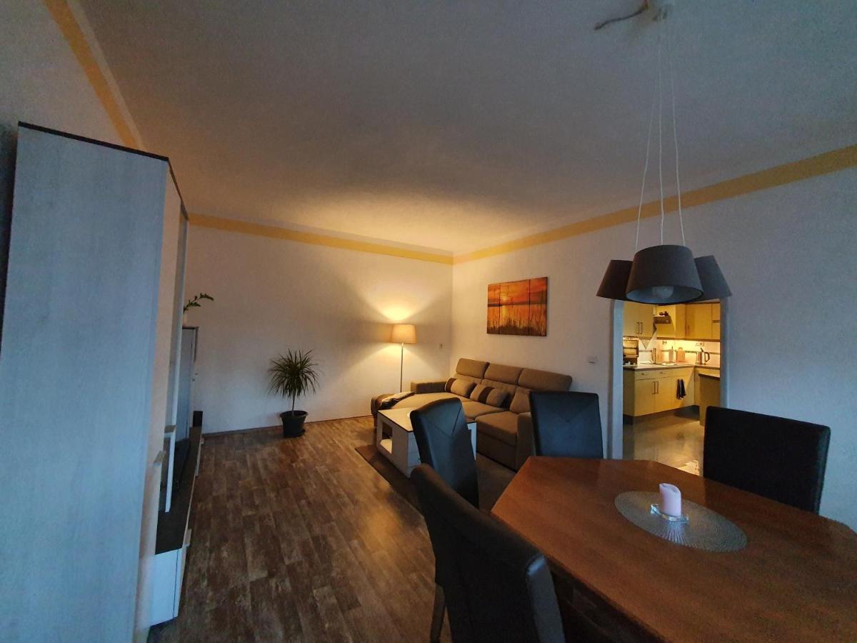 Ferienwohnung Mit Charme Neukieritzsch Exterior foto